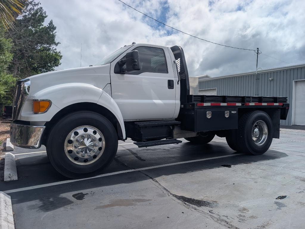 2007 Ford F-650's photo